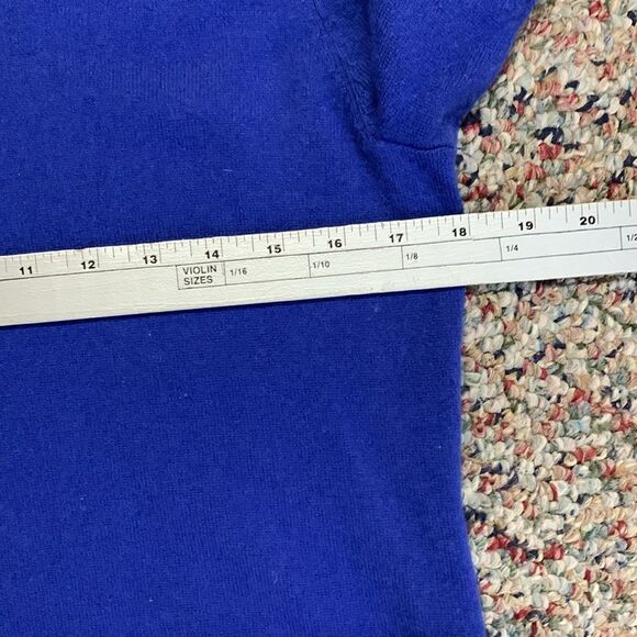 Lands’ End Royal Blue 100% Cashmere Crewneck Long Sleeve Sweater Size M - Picture 8 of 10